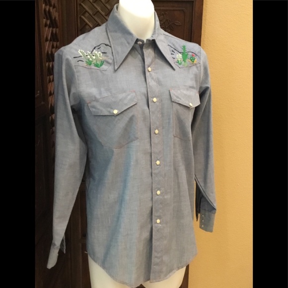 🔥 VINTAGE JCPENNEY EMBROIDERED SHIRT SIZE MEDIUM - Picture 3 of 8